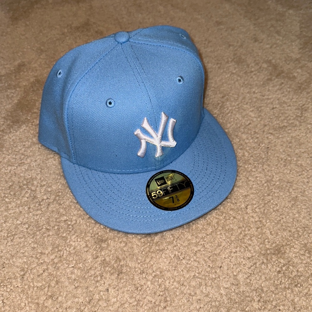 ny yankees new era baby blue fitted (7 3/8)